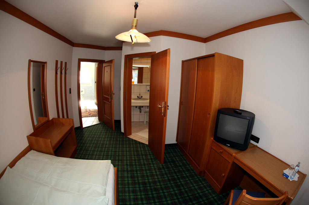 Gaestehaus Thomahan Friesach  Rom bilde